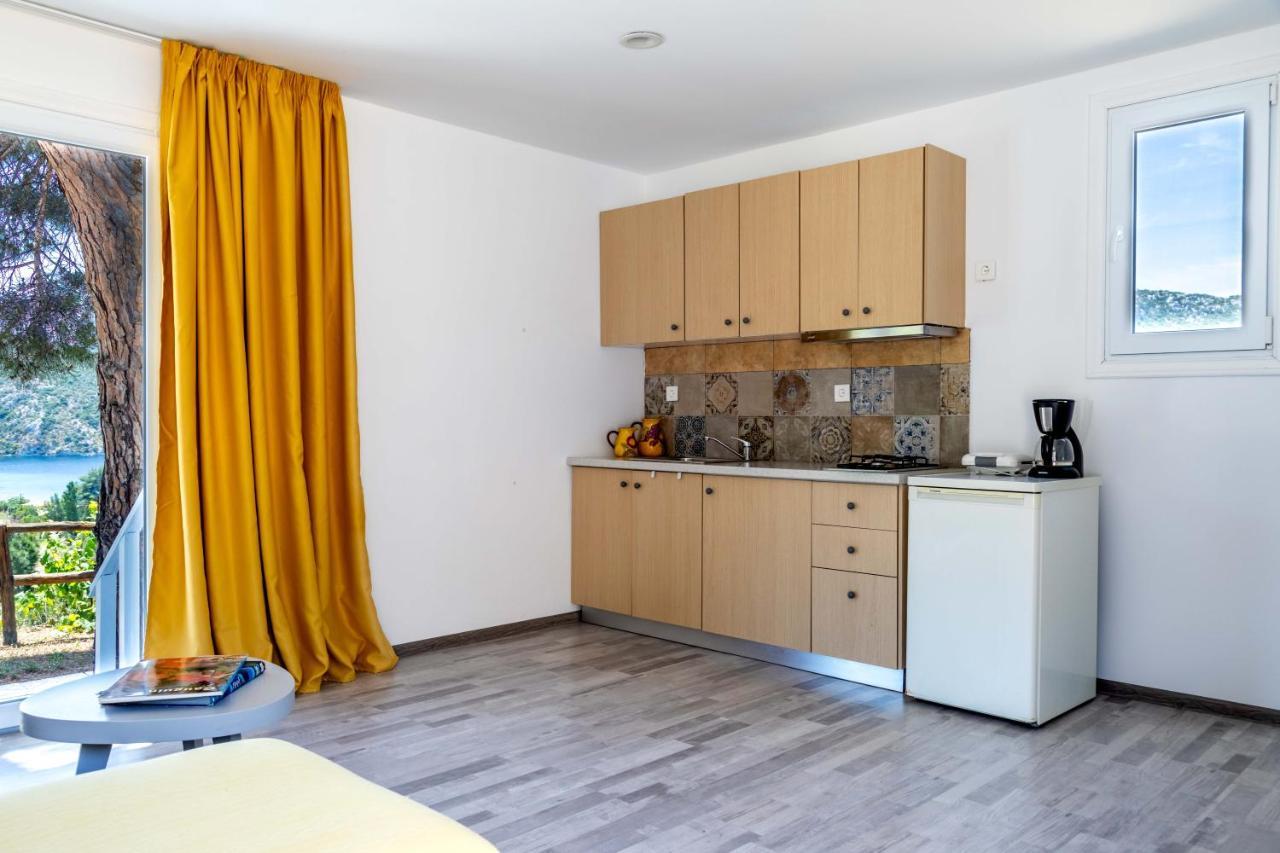Porto Koufo Resort Bungalows מראה חיצוני תמונה